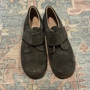 Zubii Brown Suede Dress Shoes size 33/2